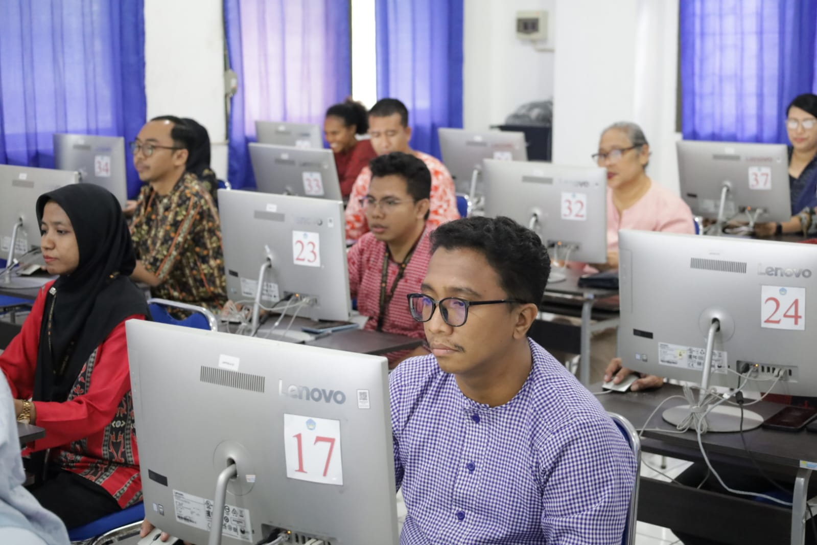 LPMPP Unpatti Gelar Ujian Sertifikasi Microsoft Certified Educator (MCE) bagi 65 Peserta
